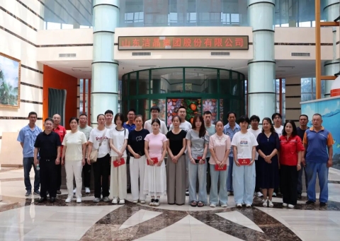暖心助学，筑梦远航——威客电竞集团举行职工子女高考奖学金发放仪式